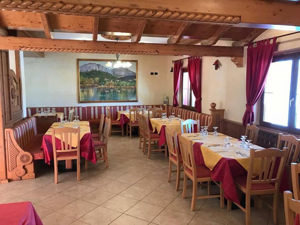 Restaurace v ubytování Hotel Sole del Baldo
