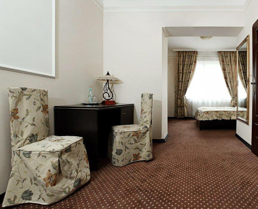 Posedenie v ubytovaní Wzgórze Toskanii Conferences & Restaurant