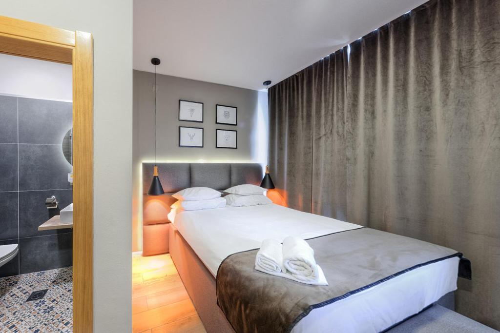 Boutique Hotel St Georgije - 标准的国王室