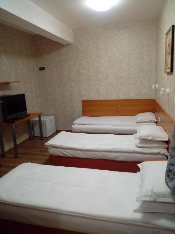 Hotel Toni - Habitación Triple Estándar