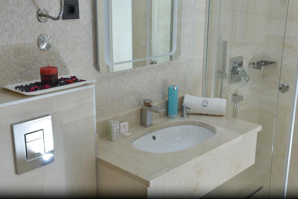Bagno di Alibi Zlatibor Inn