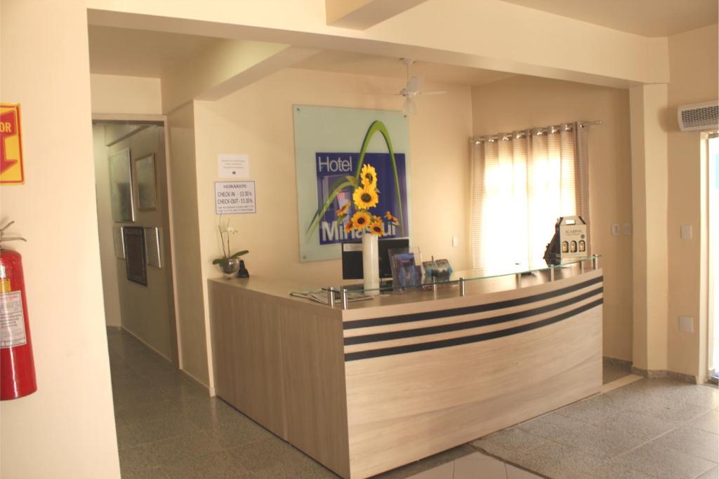  Hotel Minastur