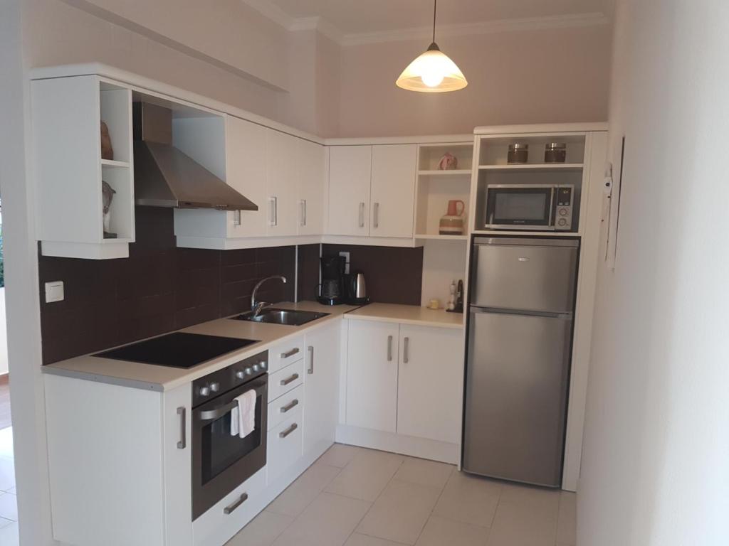 Paralia Luxury Suites - 5