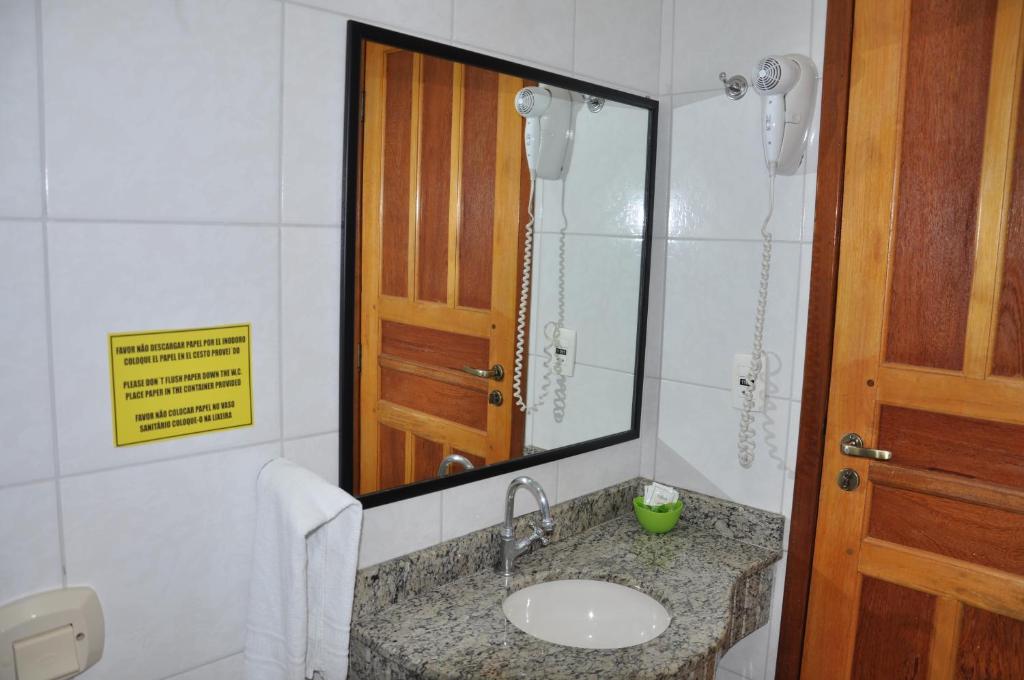  Residencial e Pousada Evelina