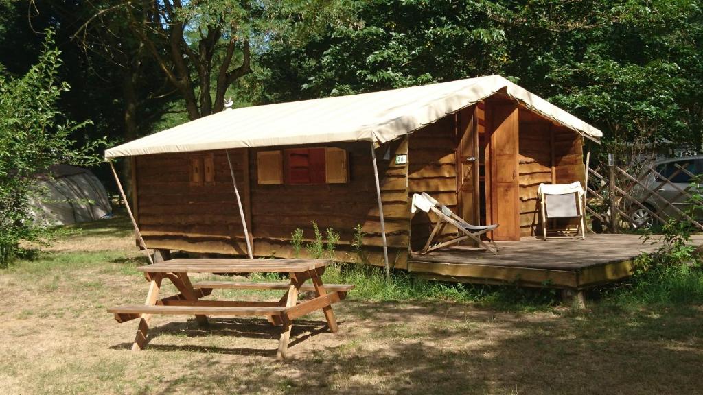 Fotografie z fotogalerie ubytování Camping Ushuaïa Villages Le Viaduc v destinaci Arlebosc