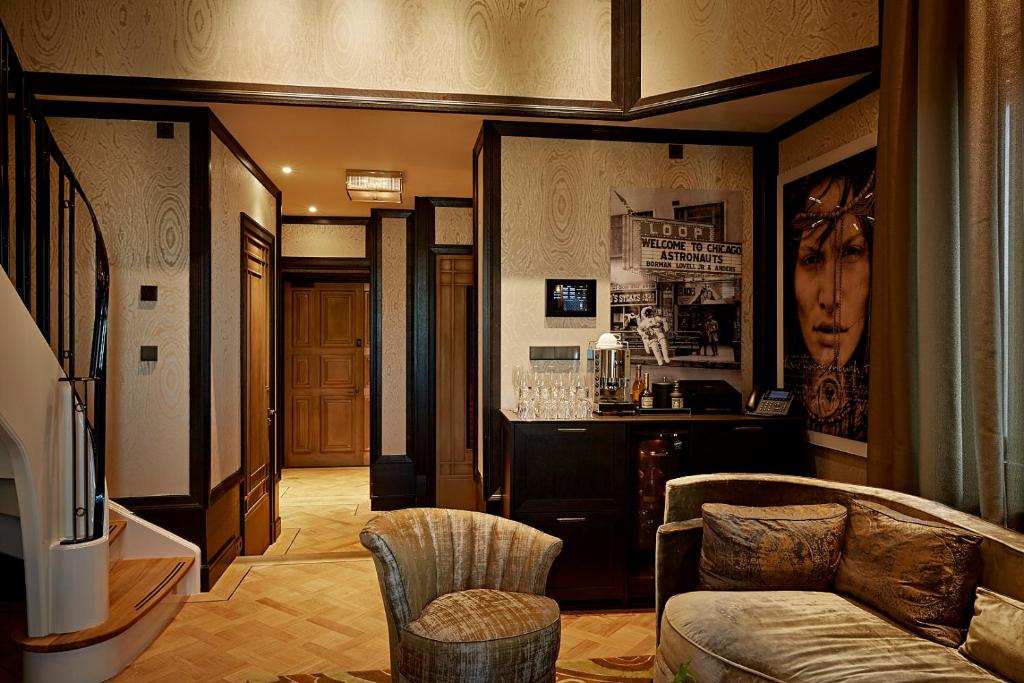 Ein Sitzbereich in der Unterkunft Hotel TwentySeven - Small Luxury Hotels of the World