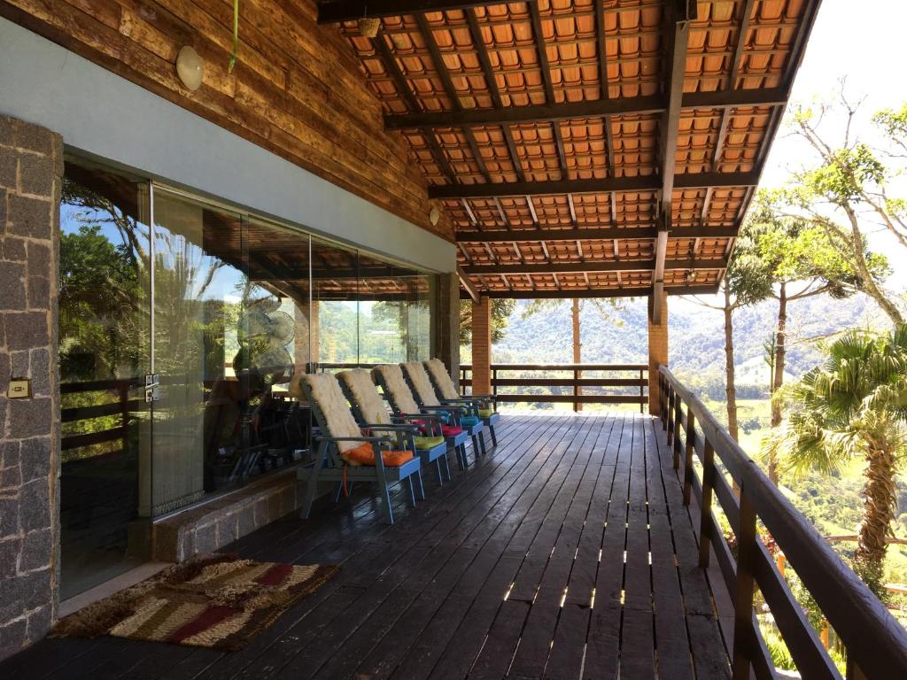  Paraíso na Montanha