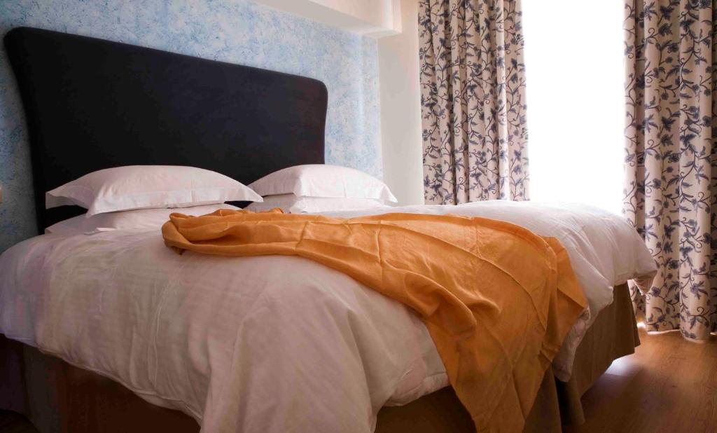 
Double or Twin Room with Sea View
