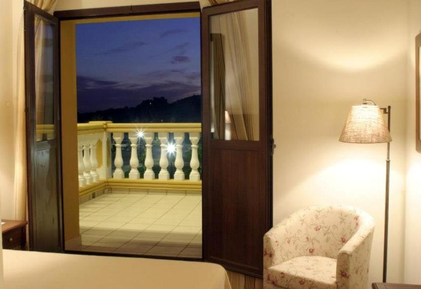 Hospedium Hotel Cortijo Santa Cruz - 14