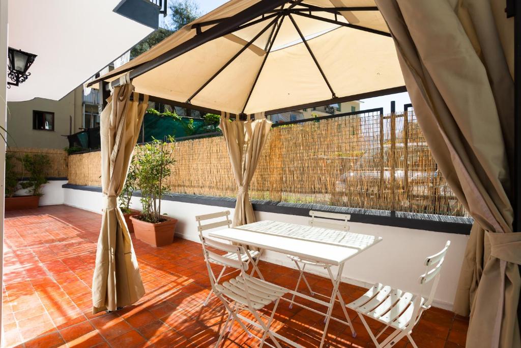 Balkón alebo terasa v ubytovaní Sorrento Central Flats