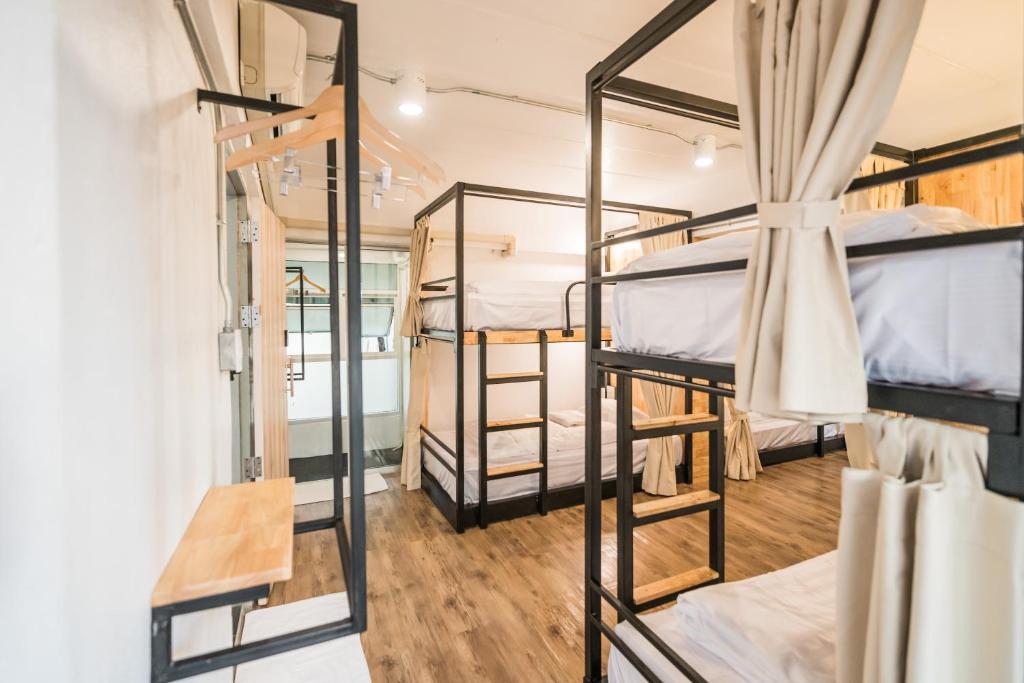 Postel nebo postele na pokoji v ubytování Your Space Hotel Prasingh
