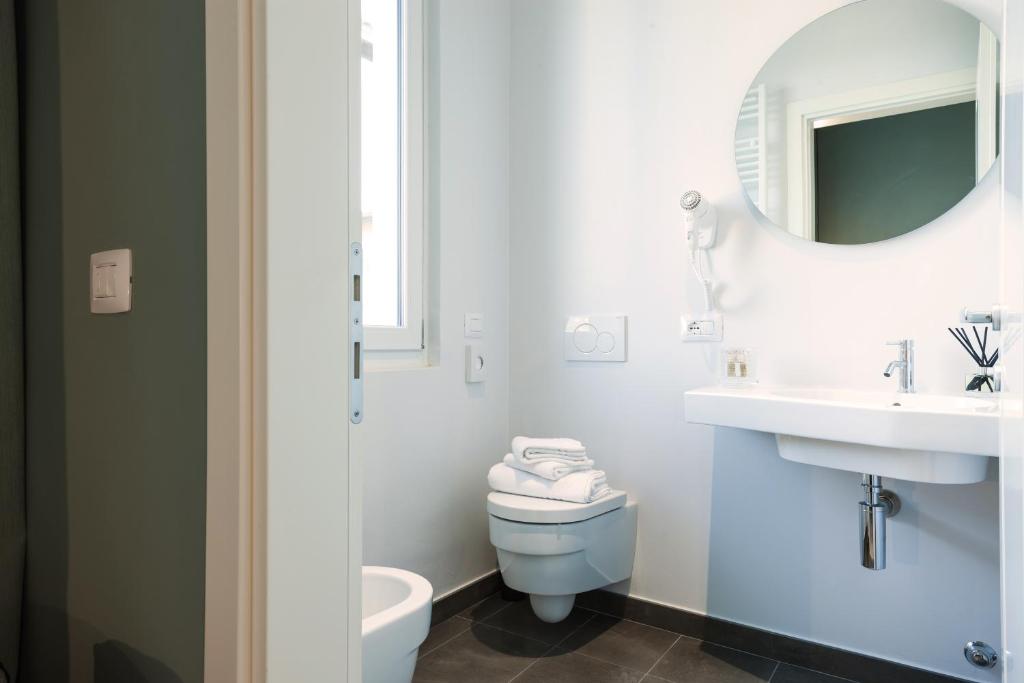 Koupelna v ubytování B&B Lorena Suites