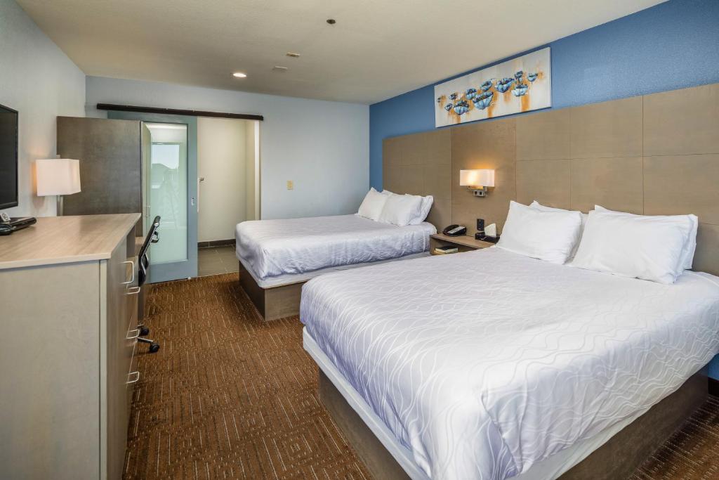 Silicon Valley Inn - Double Room With Two Double Beds - Non-Smoking