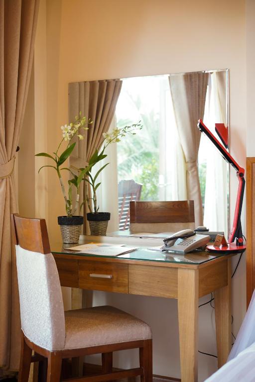 Gold Coast Phu Quoc Beach Resort - 11