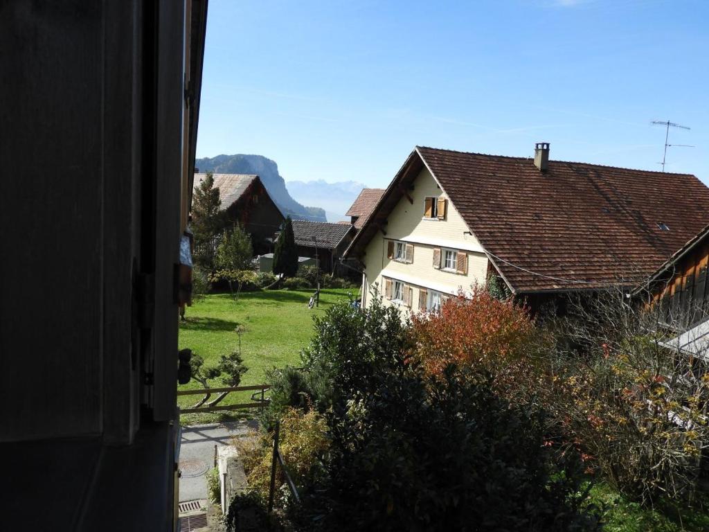 Nespecifikovaný výhled na hory nebo výhled na hory při pohledu z apartmánu