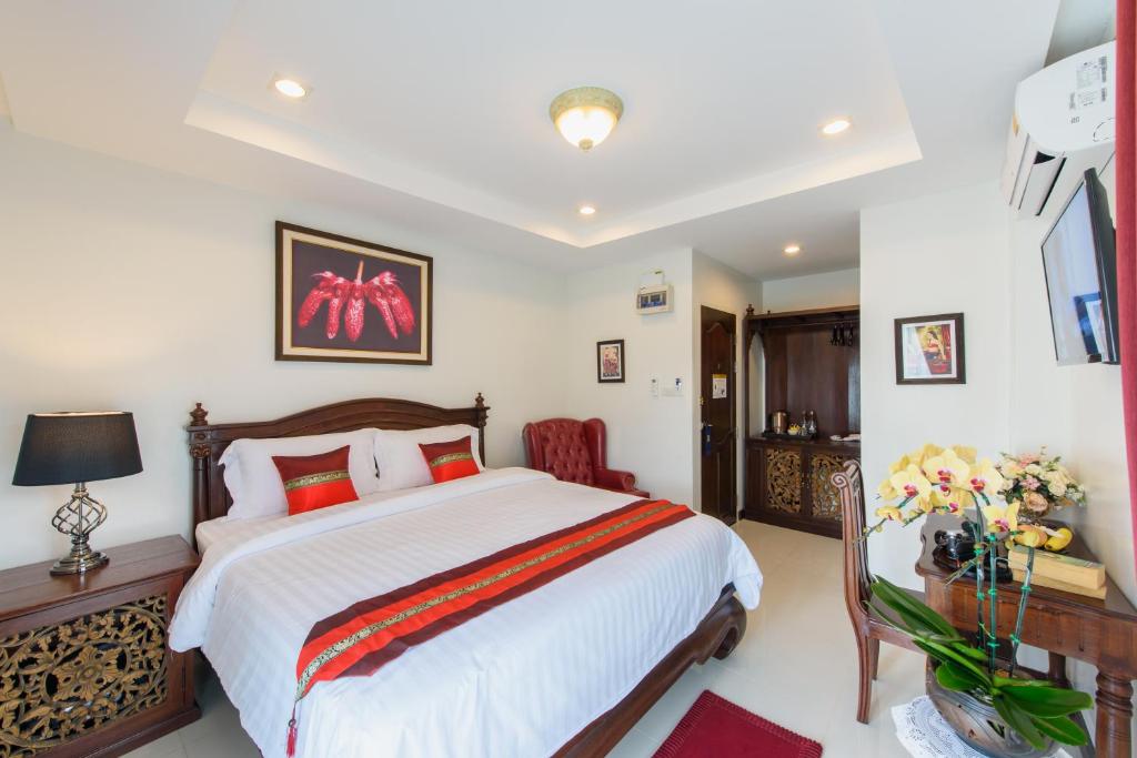 The Velvet Orchid - Resim 21