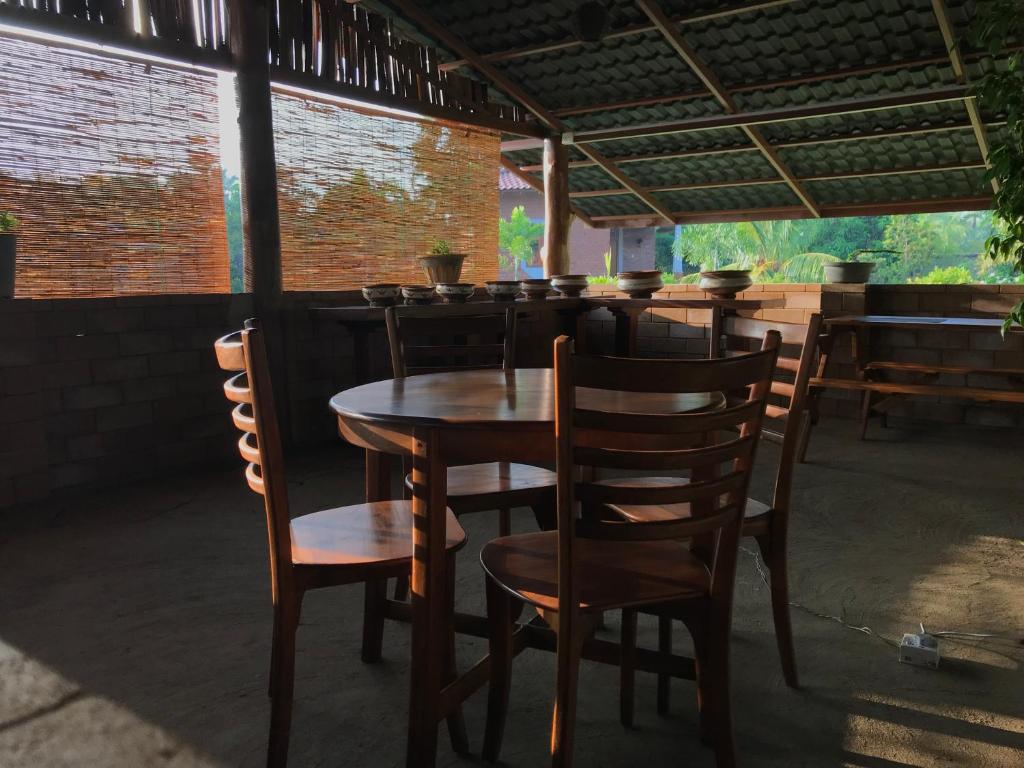 Restaurace v ubytování Aki Villa