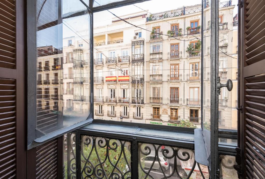 A balcony or terrace at Puerta Del Sol City Center