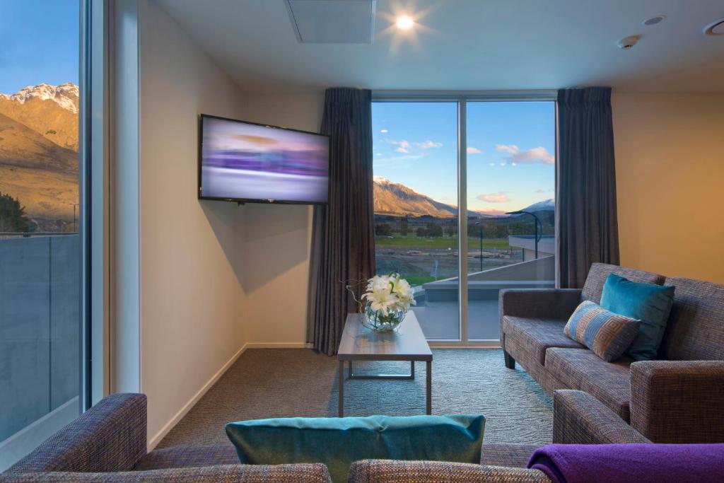 Ramada Suites by Wyndham Queenstown Remarkables Park - Resim 42