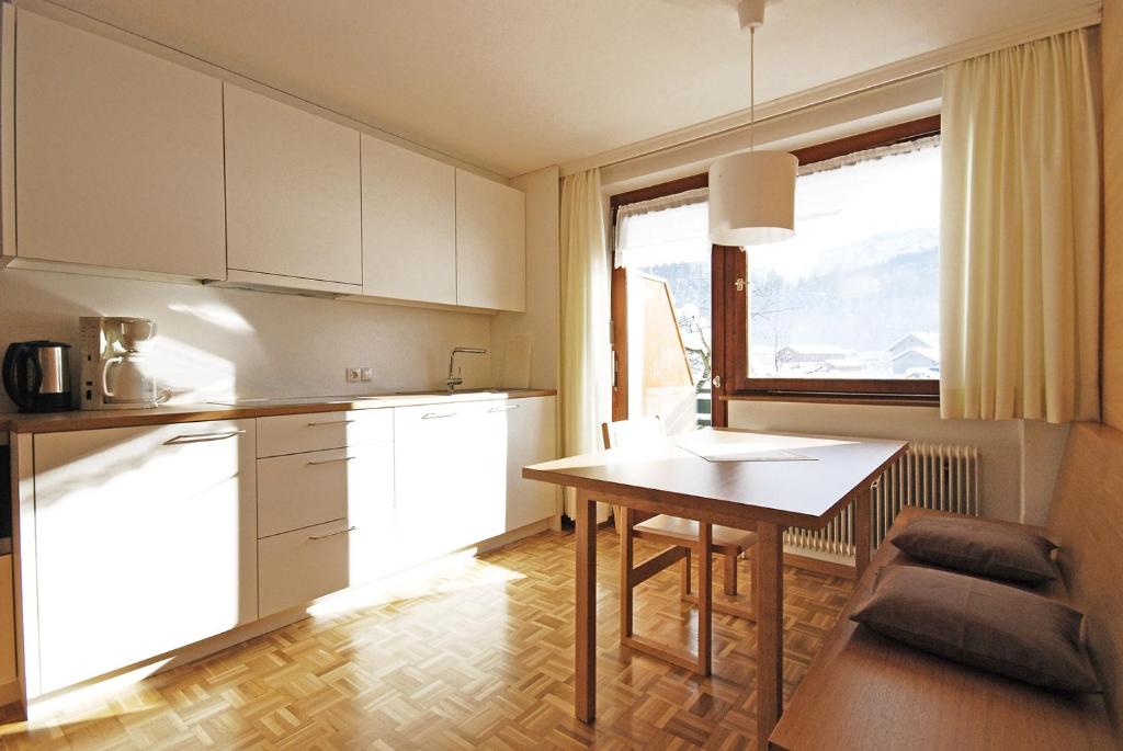 Kuchyň nebo kuchyňský kout v ubytování Gästehaus Meusburger