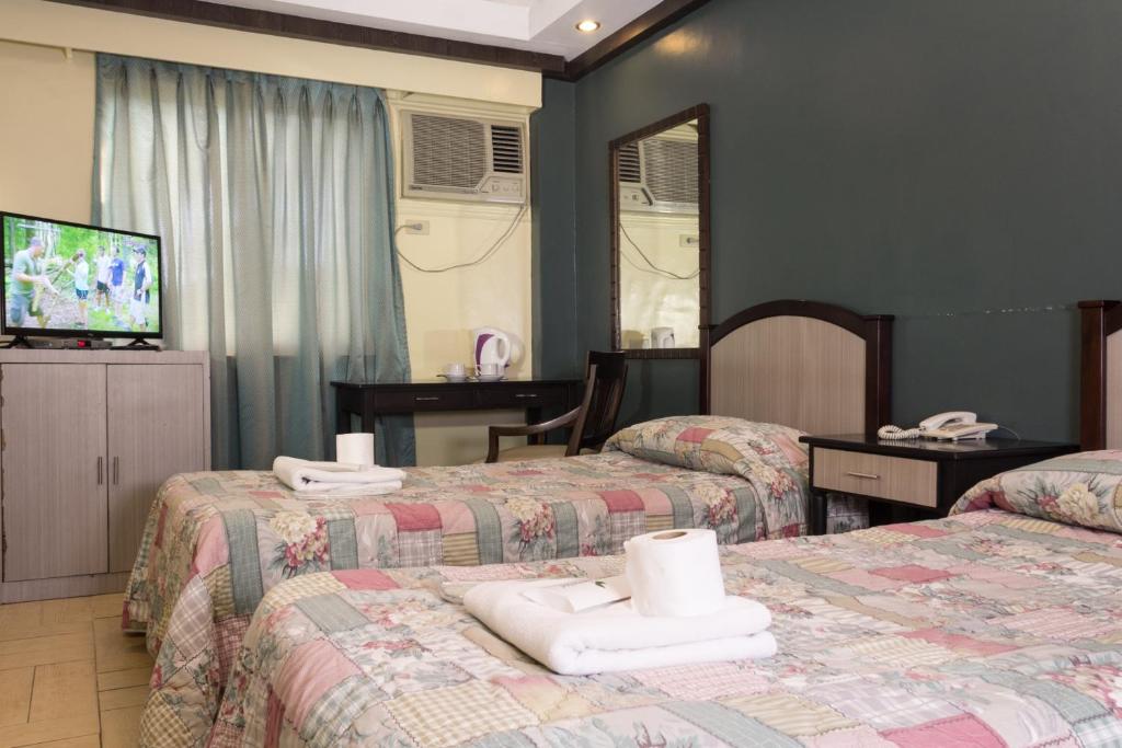 Tagaytay Country Hotel - 豪华双胞胎房间