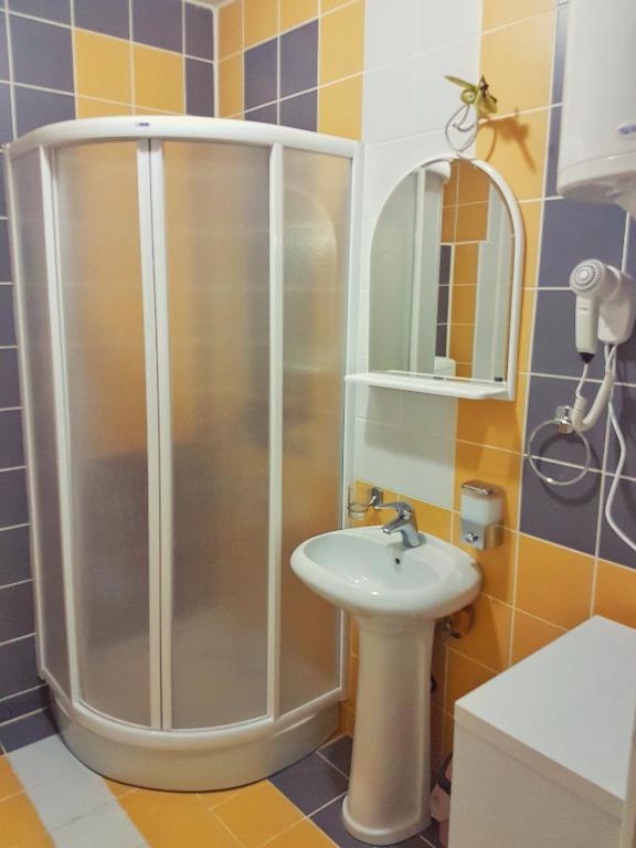 Koupelna v ubytování Apartmani Banja SPA