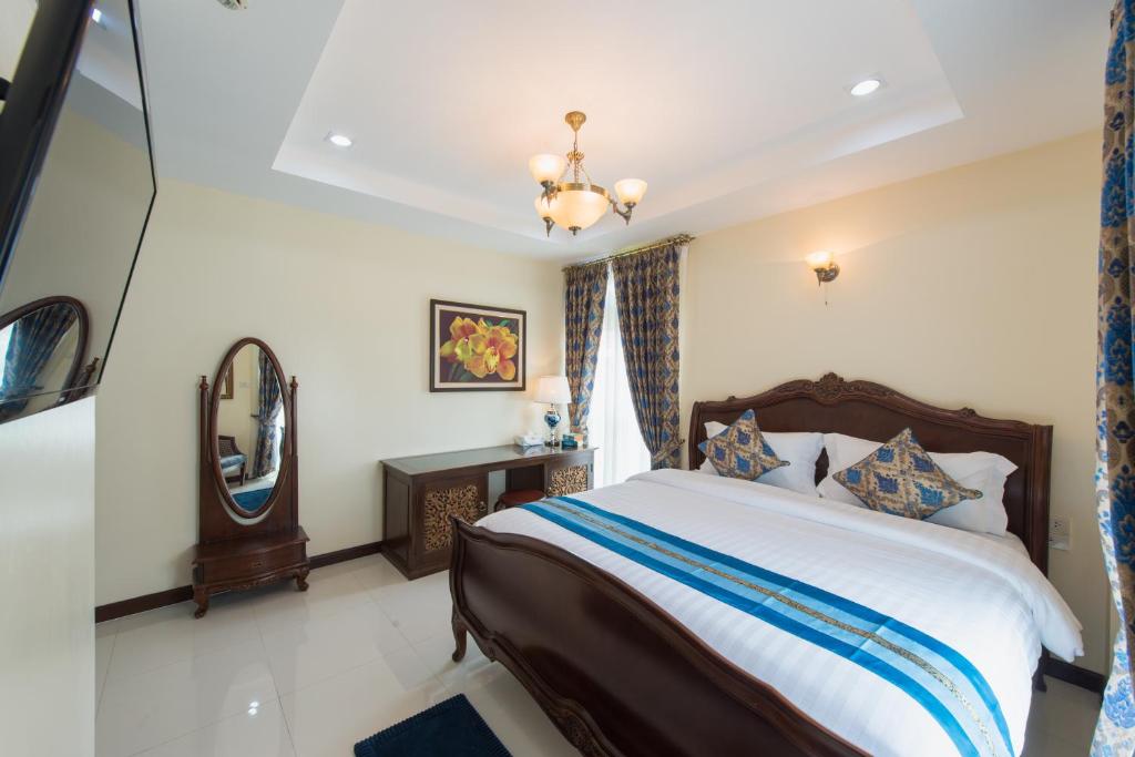 The Velvet Orchid - Resim 37