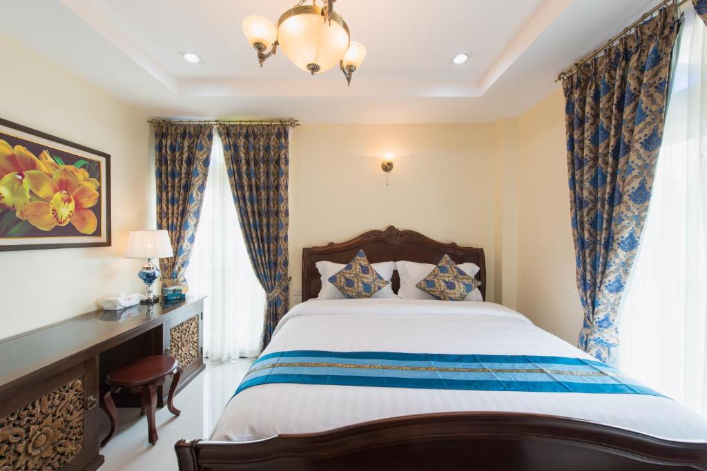 The Velvet Orchid - Resim 36