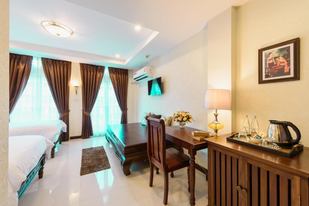 The Velvet Orchid - Resim 28