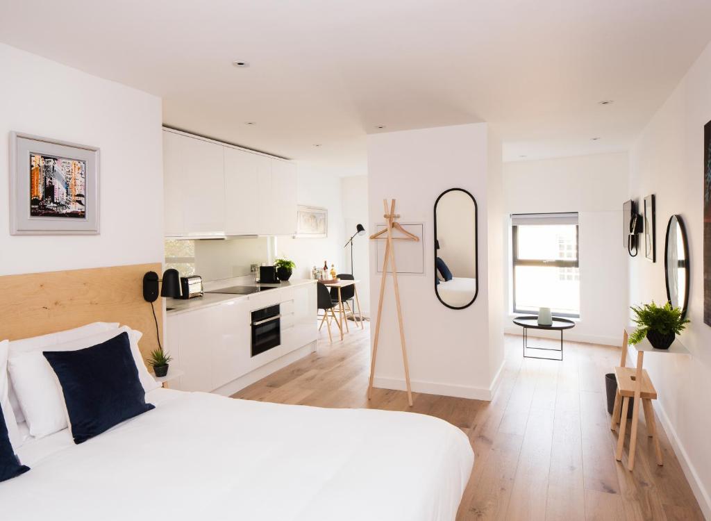 Hiding Space Westgate Apartments - Resim 31