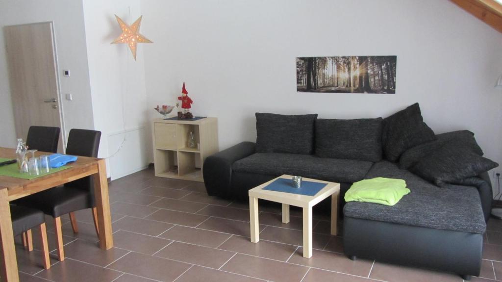 Ferienwohnung Am Alten Forsthaus Neuenbau - Apartamento De Dos Dormitorios