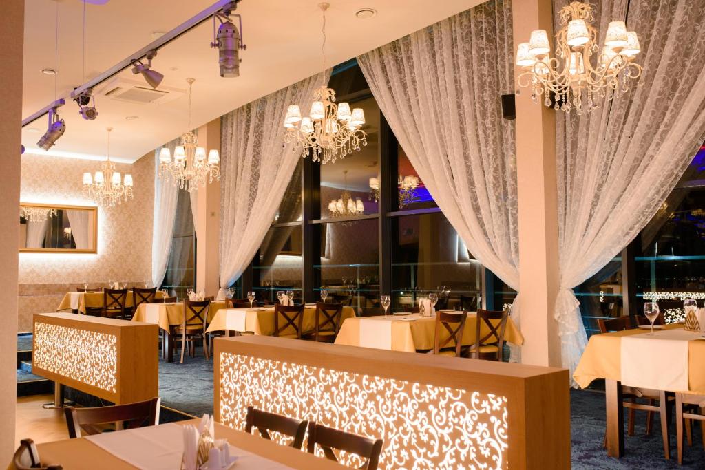 Restaurace v ubytování Park Hotel Latgola