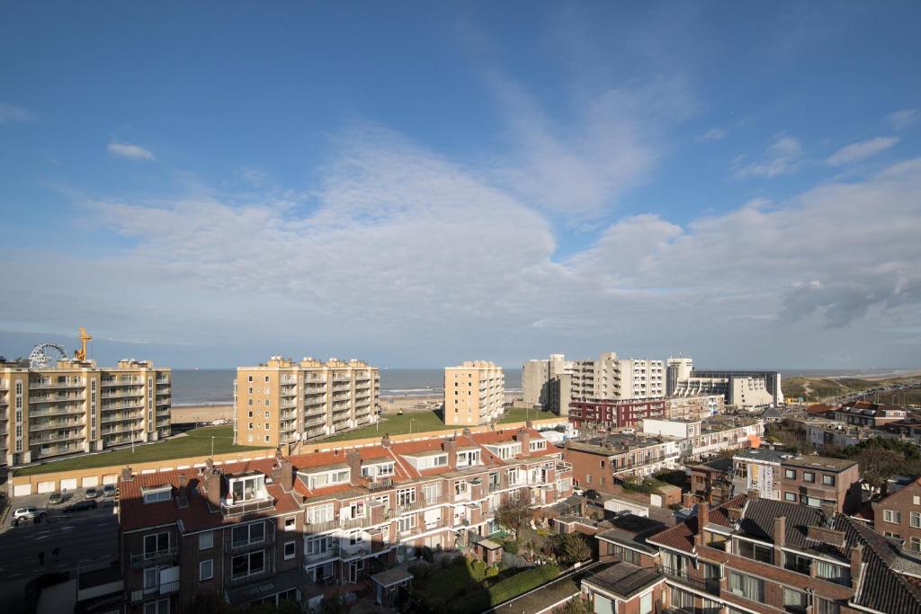 Nespecifikovaný výhled na destinaci Scheveningen nebo výhled na město při pohledu z hotelu