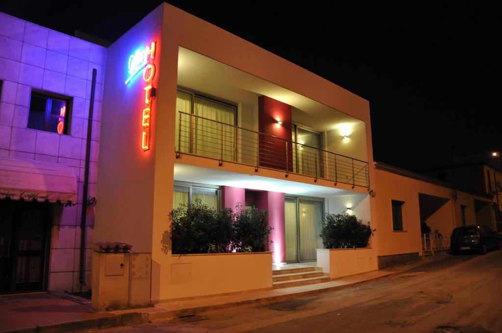 Budova, kde se hotel nachází