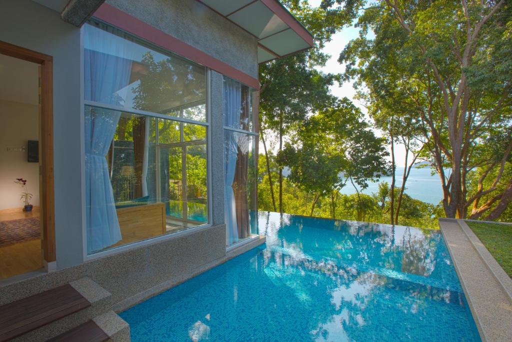 Bazén v ubytování Ambong Pool Villas - Private Pool nebo v jeho okolí
