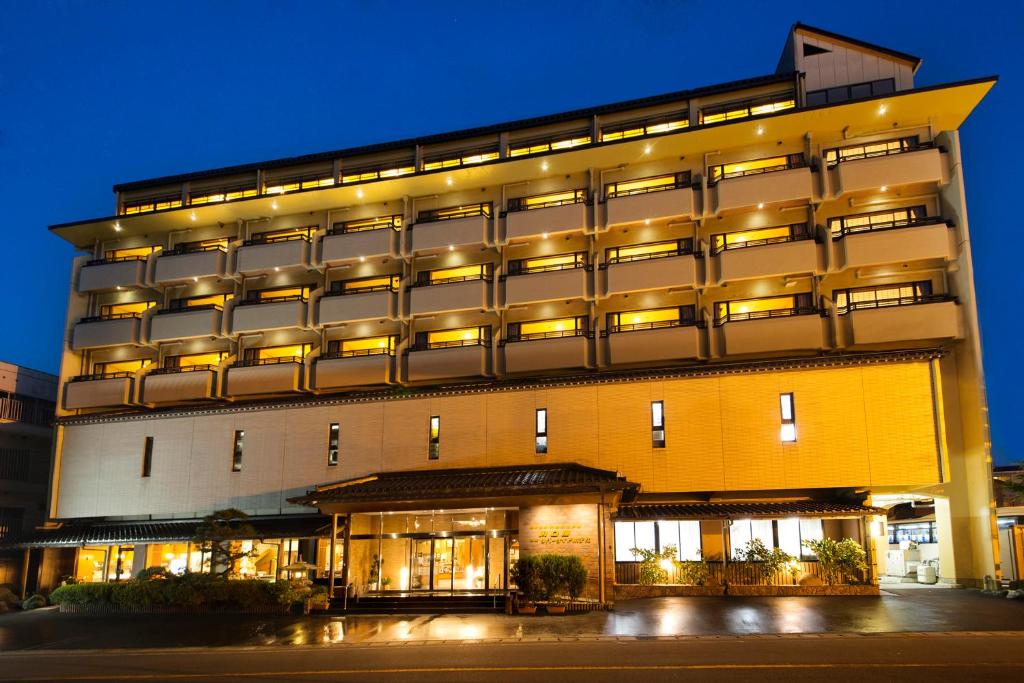 Kawaguchiya Kinosaki Riverside Hotel
