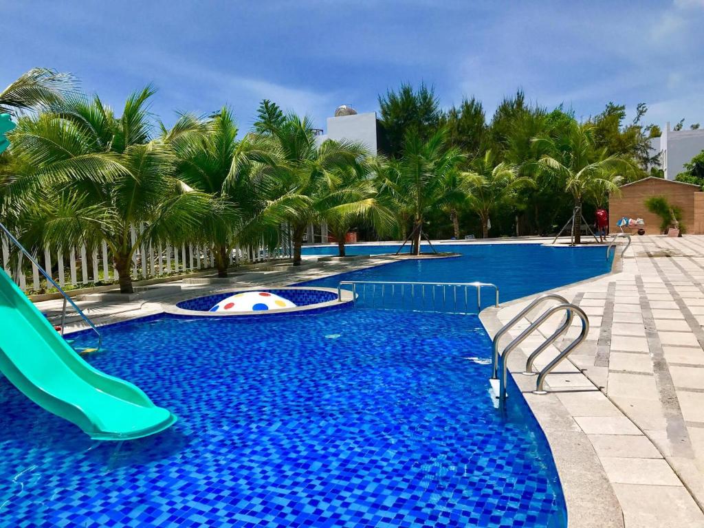 Bazén v ubytování Oceanward Hotel & Resort nebo v jeho okolí