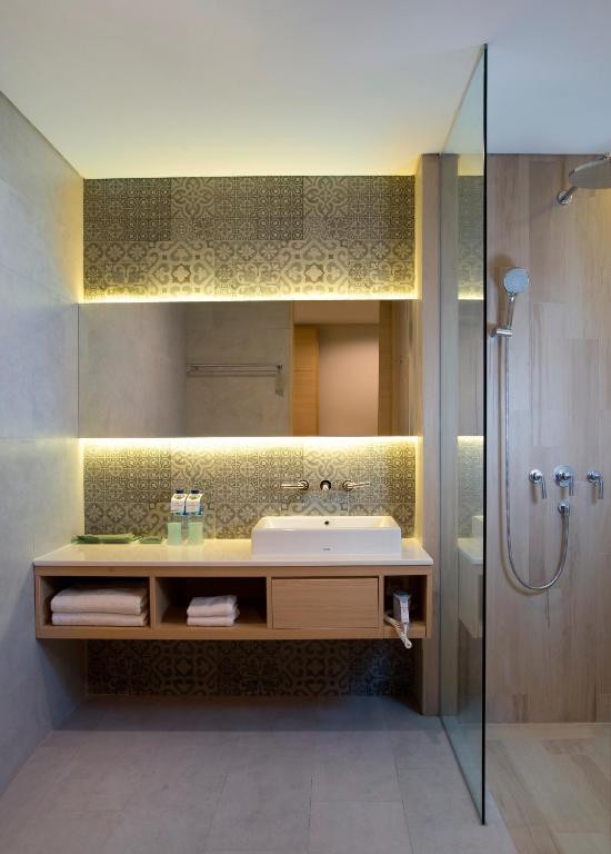 Koupelna v ubytování Hotel Santika Premiere Beach Resort Belitung