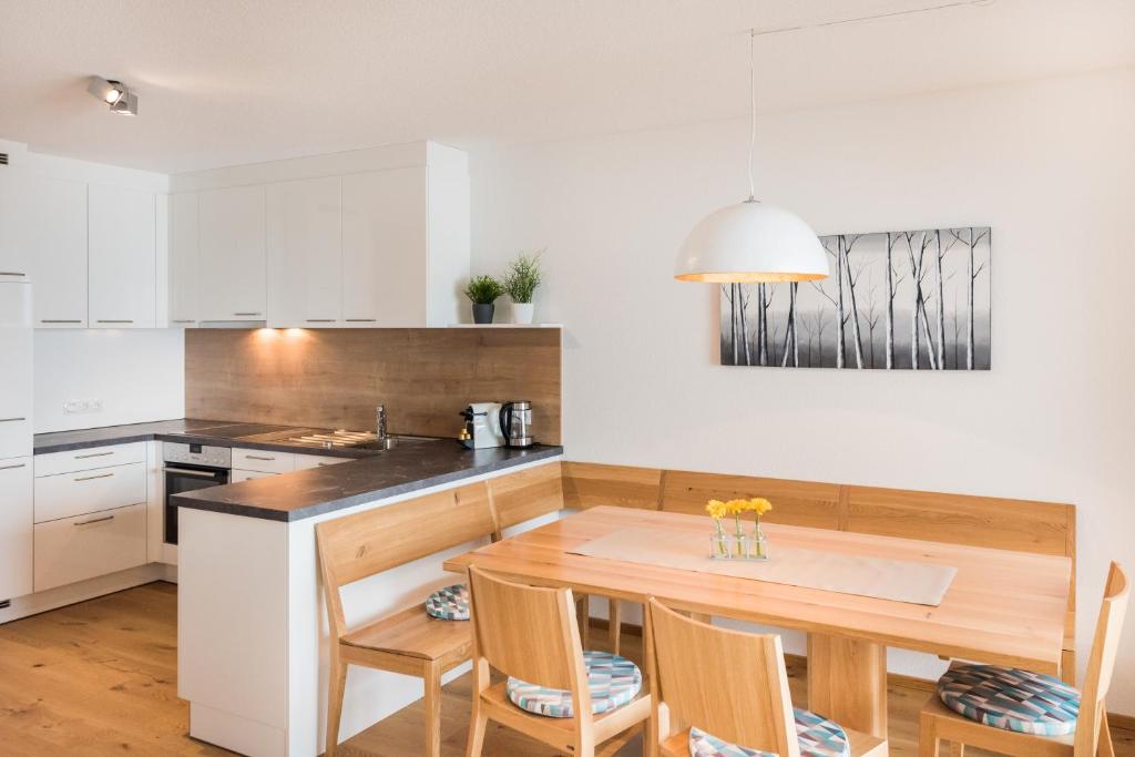 Kuchyň nebo kuchyňský kout v ubytování Damüls Appartements