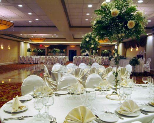 Restaurace v ubytování The Royal Regency Hotel