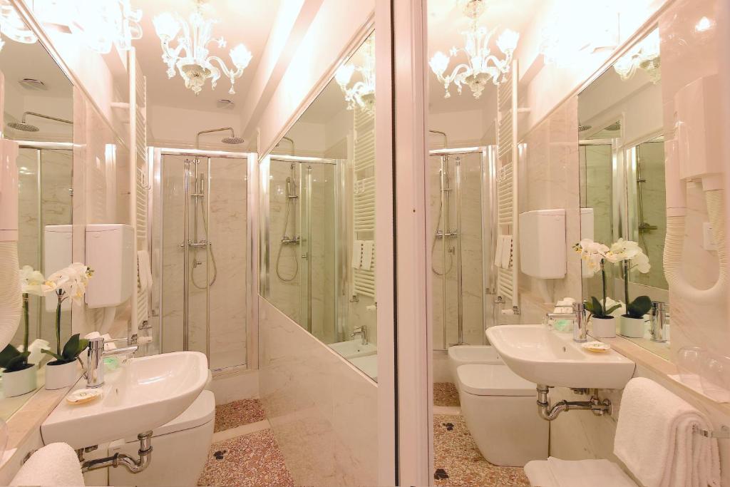Un baño de Antico Mercato