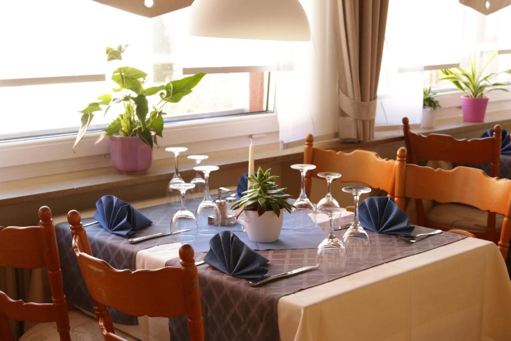 Posezení v ubytování Hotel Ristorante Ätna