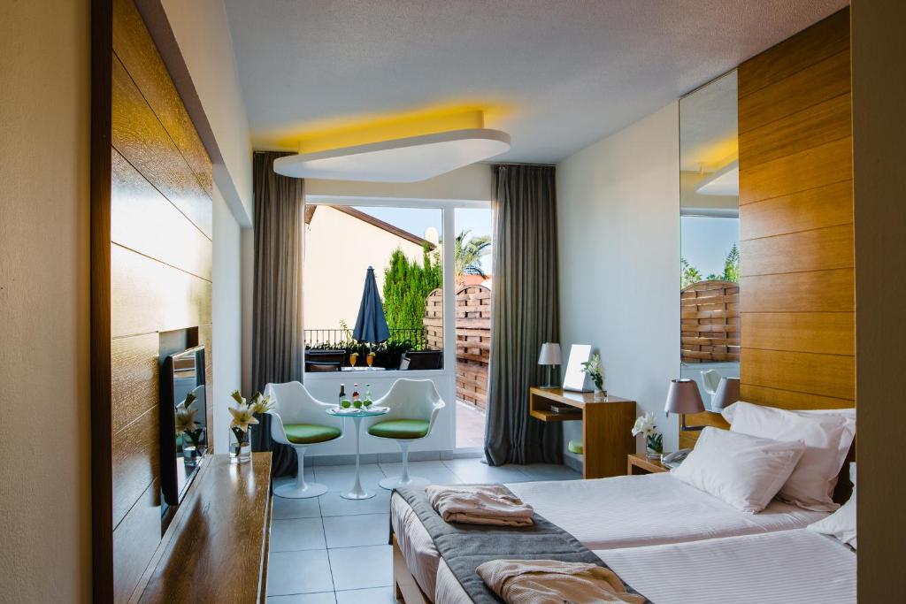 Napa Plaza Hotel (Adults Only) - 