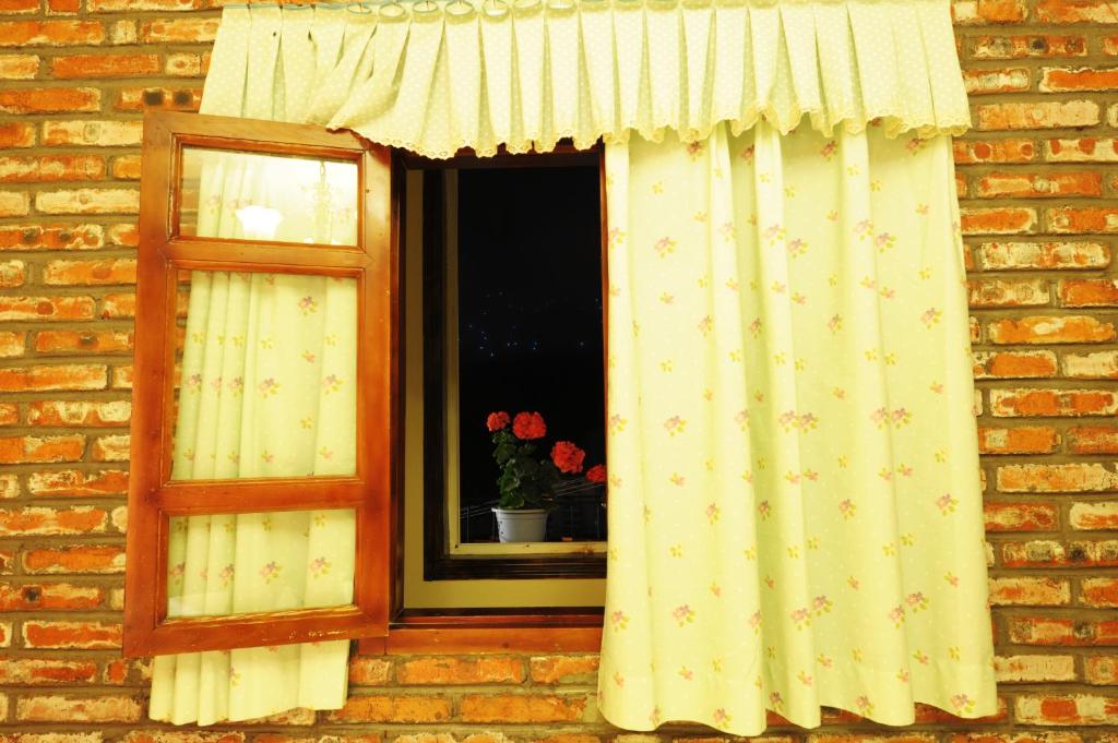 Kangding Guozhuang Nan Wu Hao Boutique Inn - Double Room With Shared Bathroom