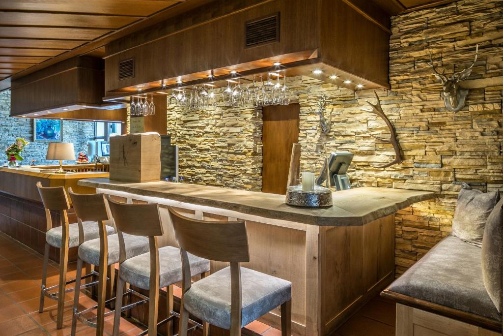 Kuchyň nebo kuchyňský kout v ubytování Hotel am Krone Park