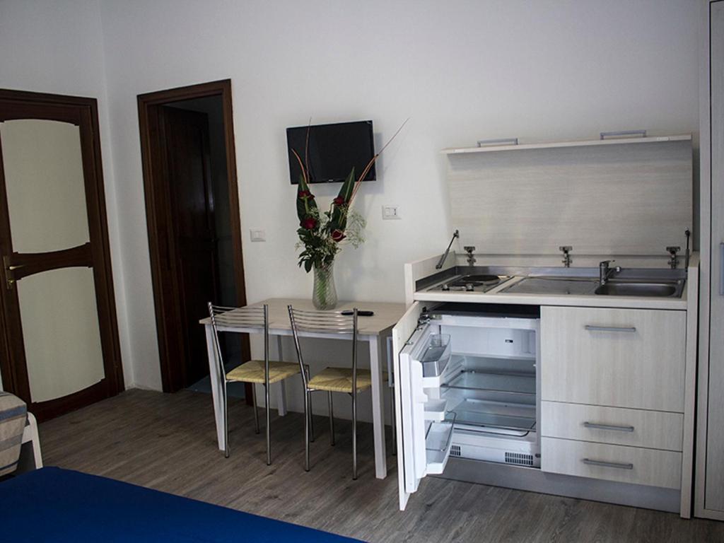 Kuchnia lub aneks kuchenny w obiekcie B&B Villa Montreux
