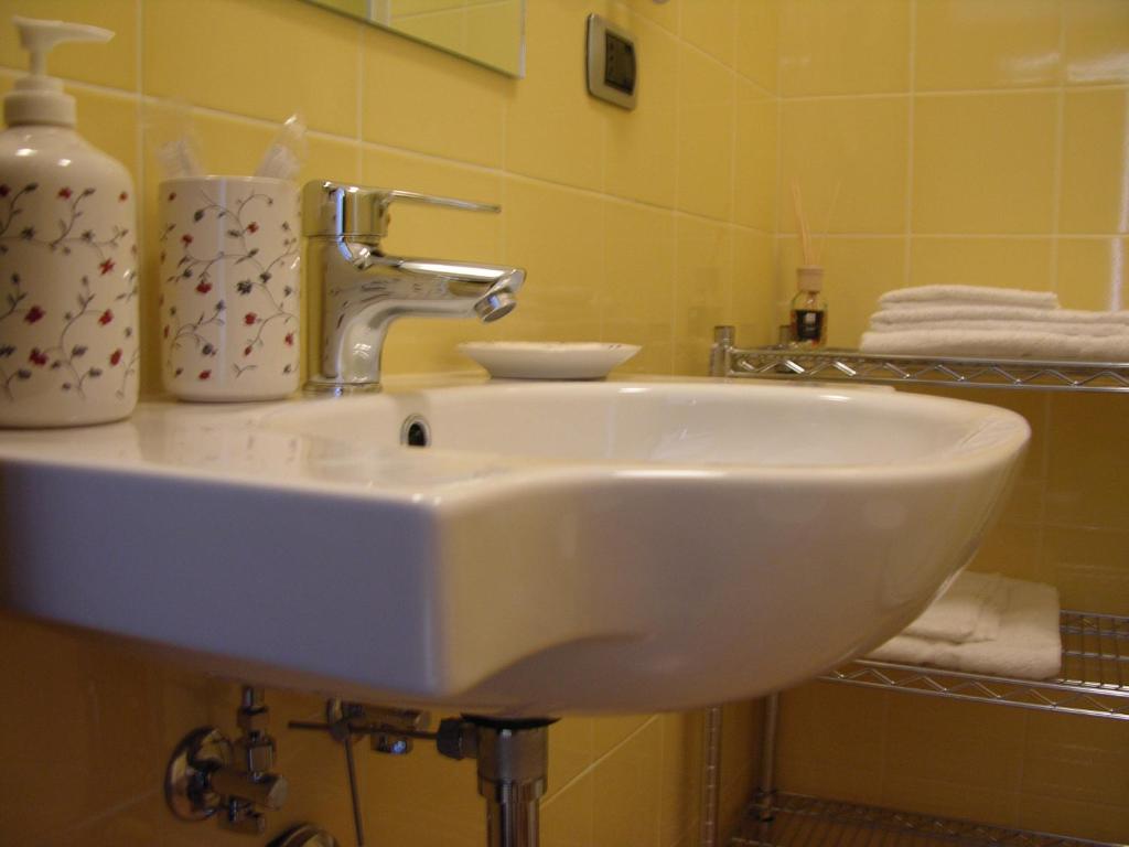 Koupelna v ubytování Baja delle Sirene