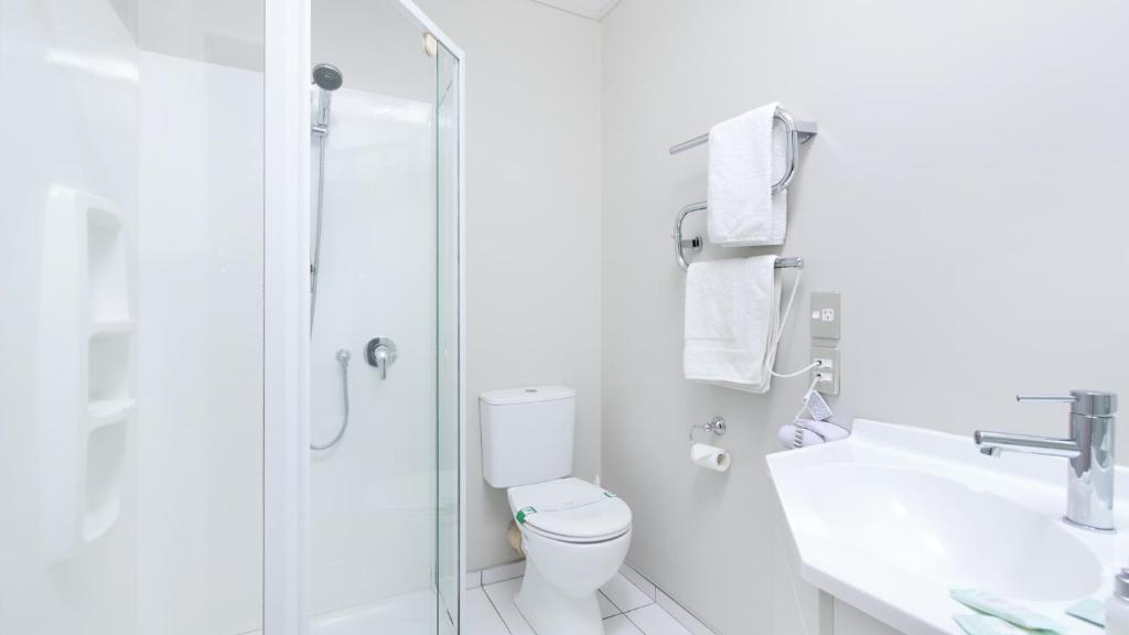 Arthur's Court Motor Lodge - Resim 20