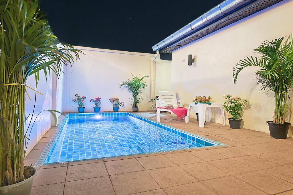 BUTTERFLY GARDEN BOUTIQUE RESIDENCES Apts and villas, A Lifestyle Destination Ex Lg 1-3 bedroom units , Full kitchen, 2 Full bathrooms, Rain shower, Spa bath, FREE BBQ, Free fast fiber optic WIFI, Staff 24-7 - Resim 30