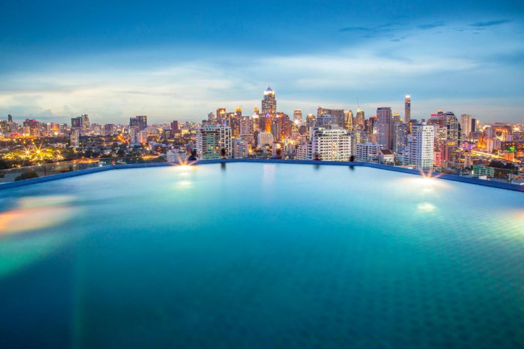 Infinity Pool at Column Bangkok Hotel